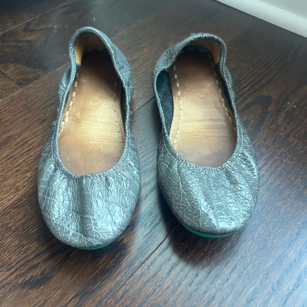 Women’s Tieks Slate Gray Croc Ballet Flats